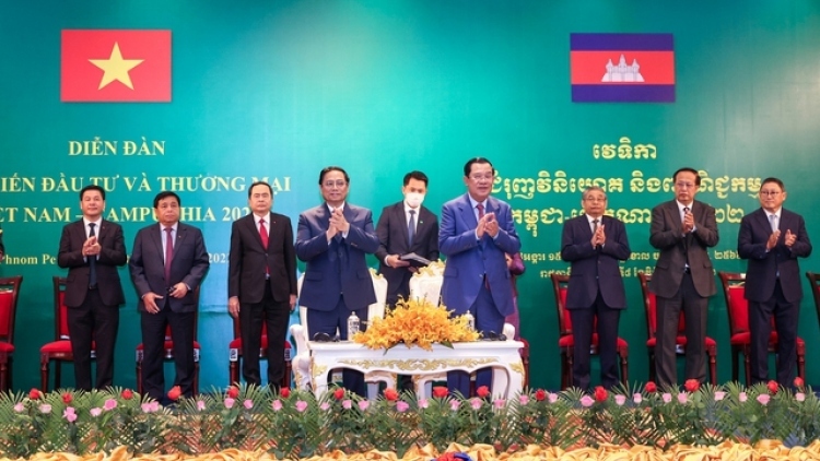 Phnom Penh forum fosters Vietnam – Cambodia trade - investment ties